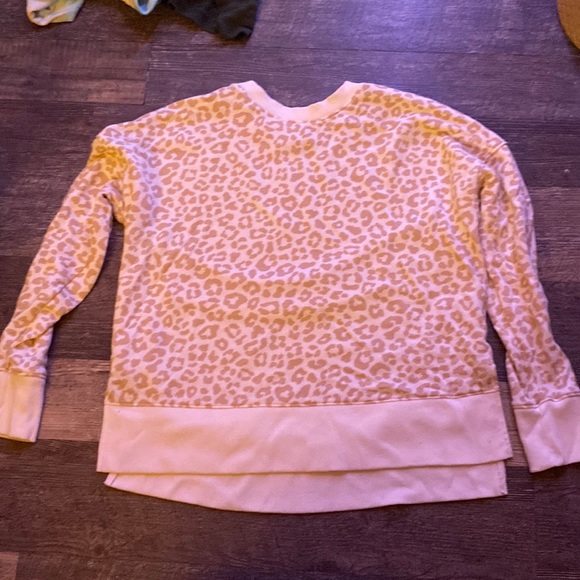 cute print shirt - Picture 1 of 3